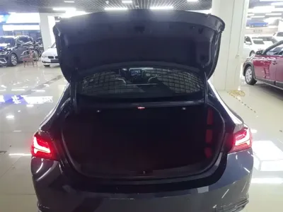 Chevrolet Malibu XL