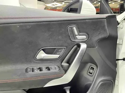 Mercedes-Benz CLA (Import)