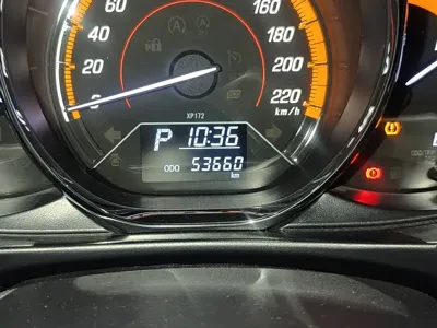 Toyota Yaris L