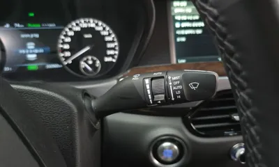 Genesis EQ900