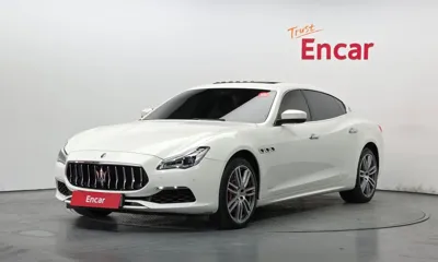 Maserati Quattroporte