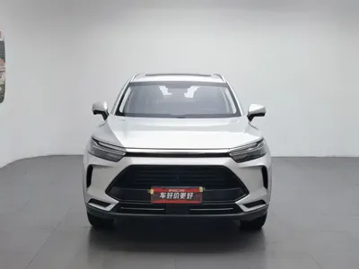 BAIC X7