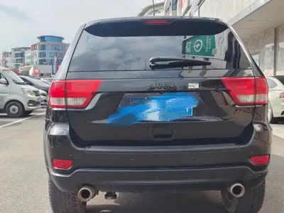 Jeep Grand Cherokee (Import)