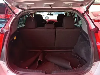 Toyota Yaris L