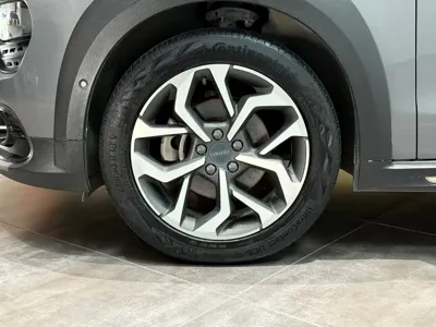 Lynk & Co 02