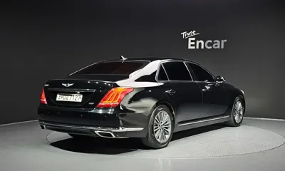 Genesis EQ900