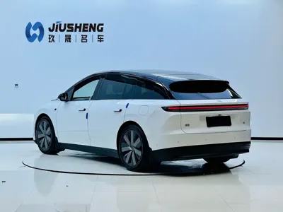 Li Auto 理想i6