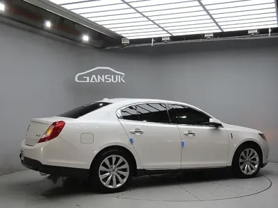 Lincoln MKS