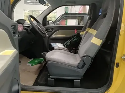 Wuling MINIEV