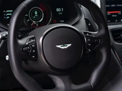 Aston Martin DB11