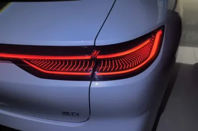 Geely Galaxy E8