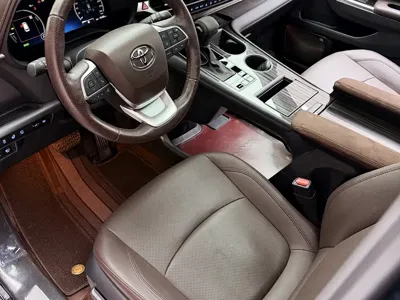 Toyota Granvia