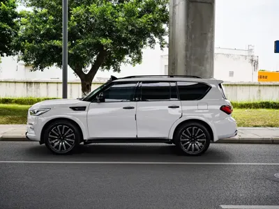 Infiniti QX80