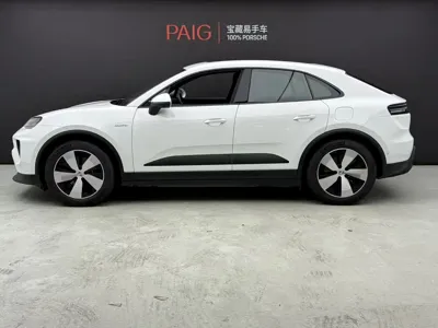 Porsche Macan EV