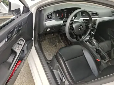 Volkswagen Lamando