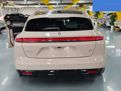 Nio ET5T
