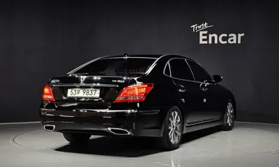 Hyundai Equus