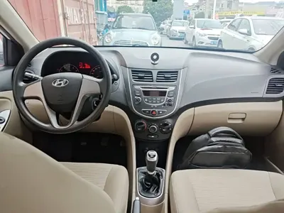 Hyundai Verna