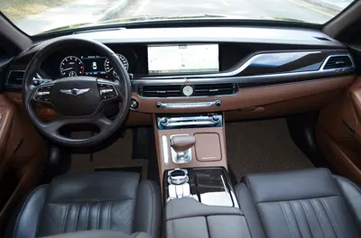 Genesis G90