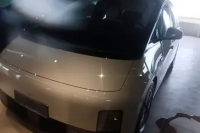 Li Auto MEGA