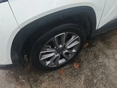 Geely ICON