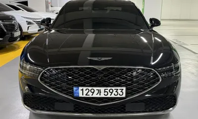 Genesis G90