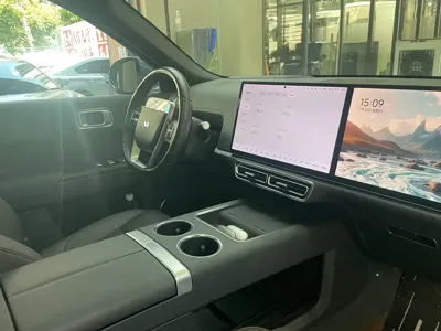 Li Auto Li L8