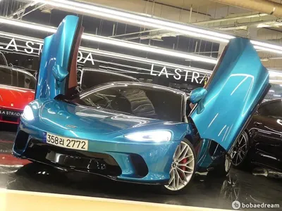 McLaren GT