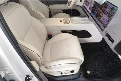Li Auto Li Auto i6