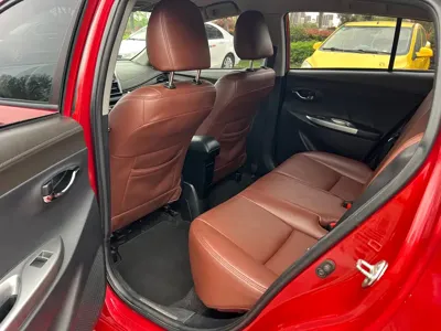 Toyota Yaris L
