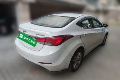 Hyundai Elantra (5th Generation