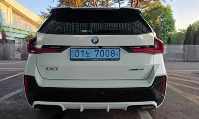 BMW iX1