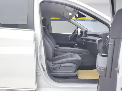 Wuling Jiachen