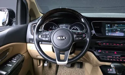 Kia Canival