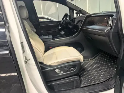 GAC Motor Trumpchi M8