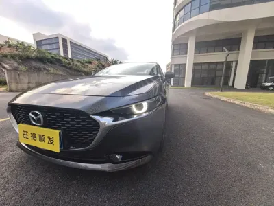 Mazda 3 Axela