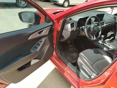 Mazda 3 Axela