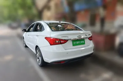 Chery Arrizo 5