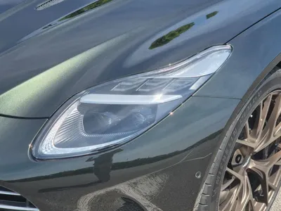 Astonmartin DB12
