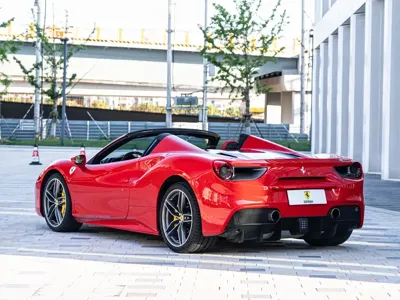 Ferrari 488