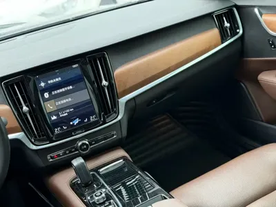 Volvo S90 PHEV