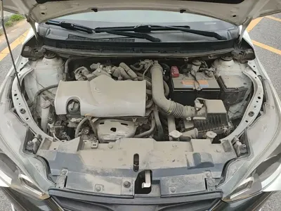 Toyota Yaris L