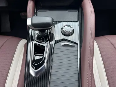 Geely Xingyue L