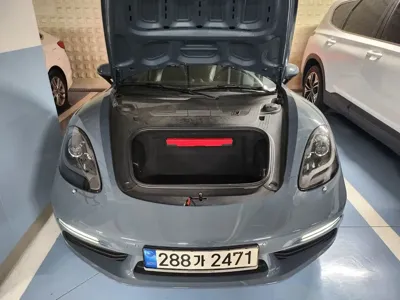 Porsche 718