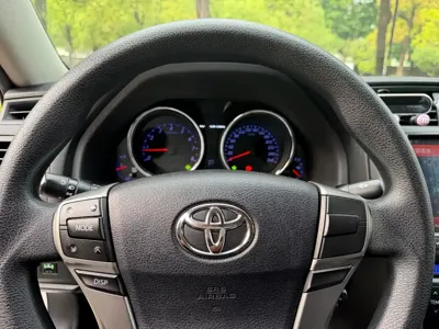 Toyota Reiz