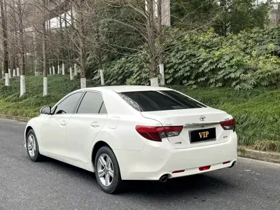Toyota Reiz