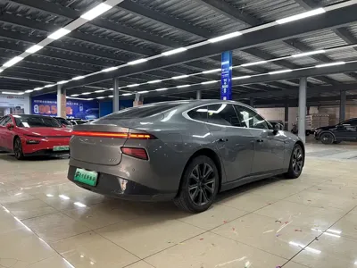Xpeng P7