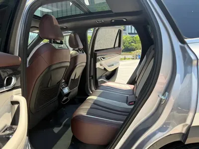 Geely Xingyue L