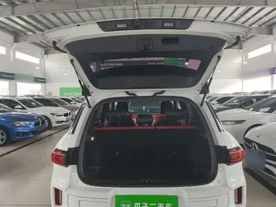 Geely ICON