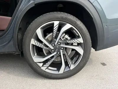 Geely Xingyue L